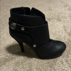 Unlisted Sleek Black Heeled Boots